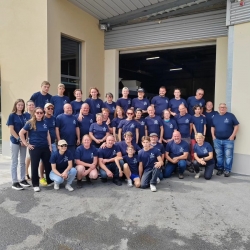 Champagne Alain NAVARRE - The T-shirt Tradition continues year after year