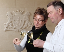 Champagne Alain NAVARRE - 3rd Generation: Joëlle and Alain Navarre